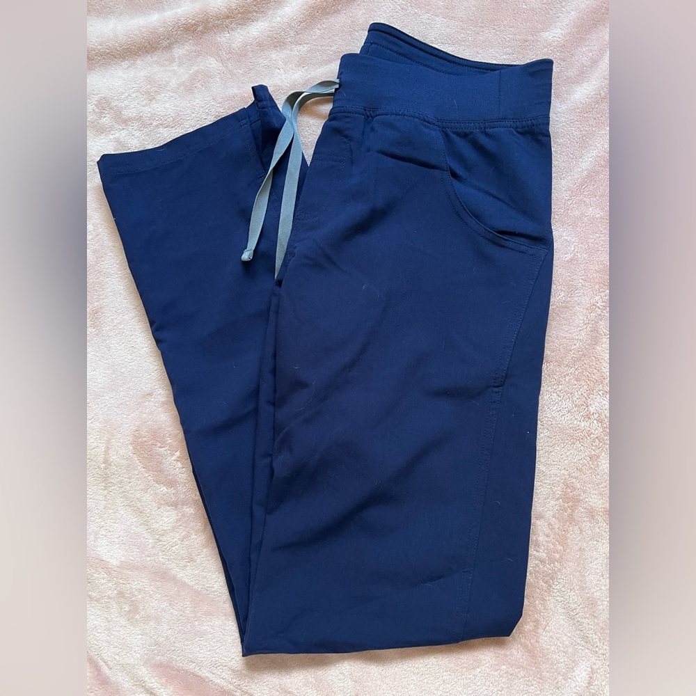 Figs Kade Cargo Scrub Pants